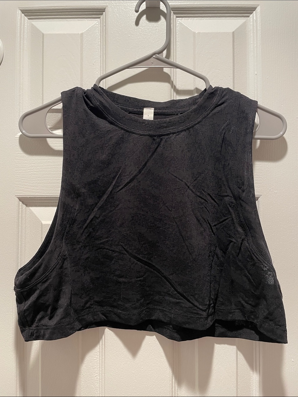lululemon Black Cropped Muscle Tank